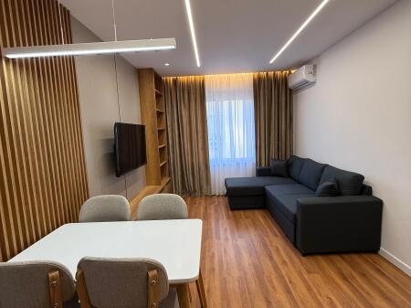 Shitet apartamenti 1+1, Durres, Plazh