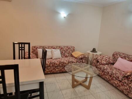 Jepet me QIRA apartament 1+1 afër "Report TV"