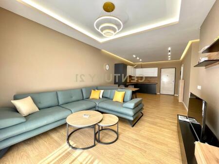 APARTAMENT ME QIRA 2+1+2 TE KOPSHTI BOTANIK