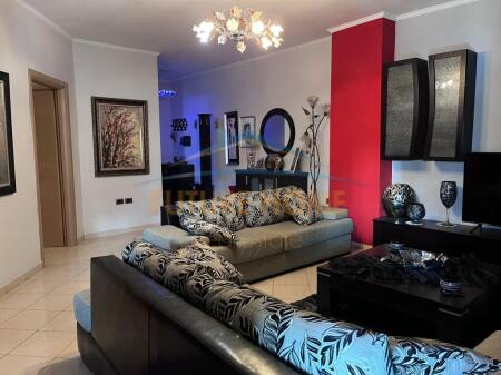Qera, Apartament 2+1, Rruga e Barrikadave, Tiranë