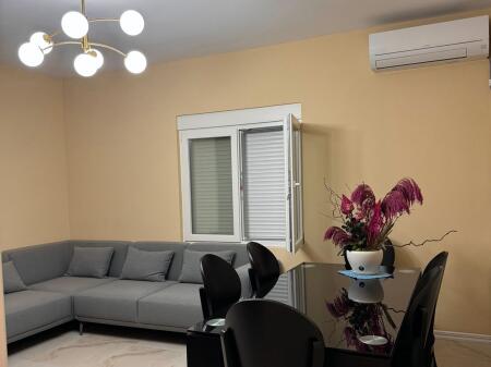 APARTAMENT ME QERA 2+1+2 SAUK 1100 EURO
