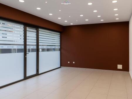 Dyqan Me Qera Ne Bllok (ID BD21746) Tirane