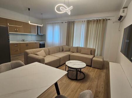 Appartamento 2+1 in affitto vicino alle residenze Kodra e Diellit