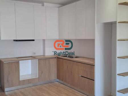 Ne Paskuqan, Jepet me Qira Apartament 2+1+Parkim Me Pamje Nga Tirana!