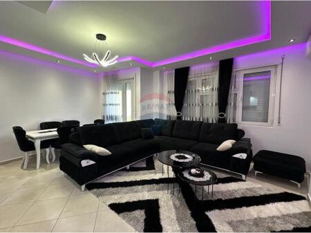 Apartament 2+1 me qira tek Liqeni i Thate