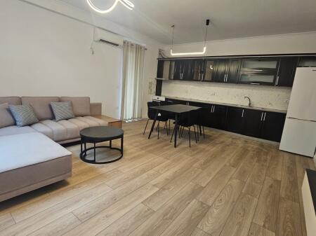🏡 Kiralık 2+1 daire – Kodra e Diellit