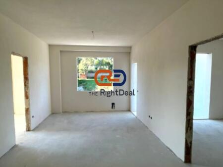 In Paskuqan, Apartment 2+1+2 for Sale, Very Close to the Grand Ring!!