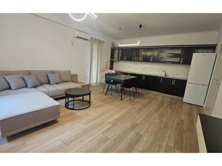 Aaprtament 2+1 per qira prane Kodres se Diellit 1 !