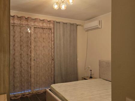 Jepet Me Qera Apartament 2+1+1 Ballkon