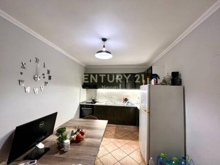 🌇 Functional apartment with 3 rooms and parking, near Shtraus Square!