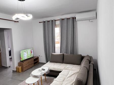 Jepet me qera Apartament 1+1 65m2 Laprake