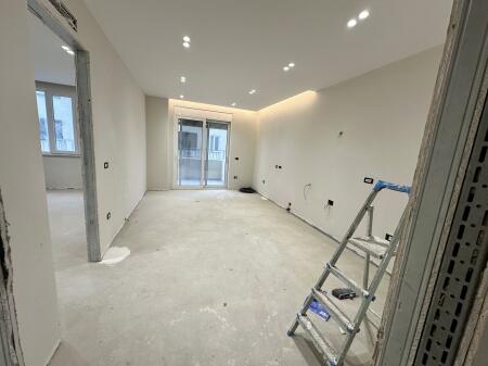 📣 QERA Per Zyre Apartament 3+1 📍 Prane Ish-Ekspozites ✨