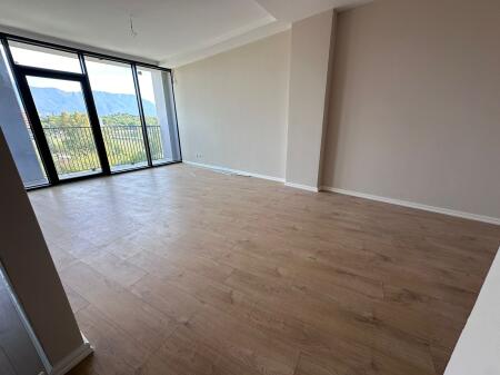 Appartamento in affitto a Lake View Residence