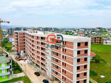 Clearing Opportunity! At the "Shehu Konstruksion" Complex, 2+1 Apartment for Sale, With Regular Floor Plan !