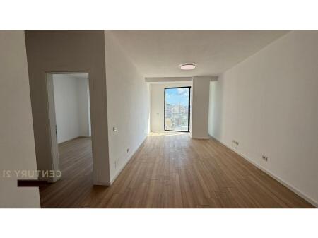 OFROHET  ME QIRA APARTAMENT 1+1+POST PARKIMI TEK ''REZIDENCA MINE PEZA''