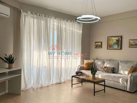 Apartament 1+1 me qira tek Shkolla e Baletit
