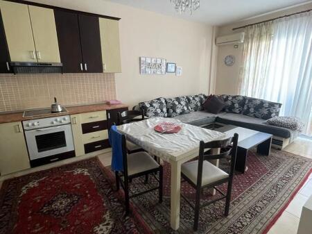 APARTAMENT ME QERA 2+1 PALLATI I BRIGADAVE 600 EURO