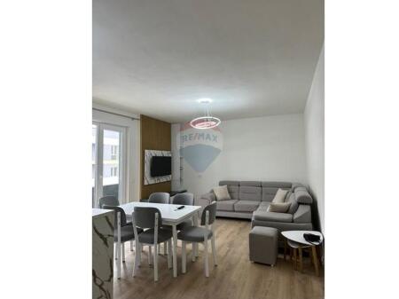 Apartament 3+1 me qira univer city