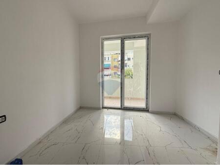 Apartament - Për Shitje - Shkolla e Bashkuar, Tiranë (ID: 530181047-502)