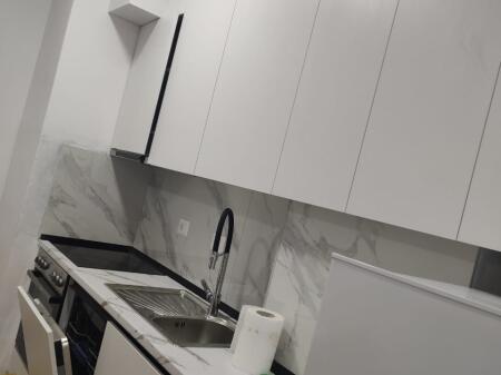 Kompleksi Kadiu  Apartament 1+1 Me Qera