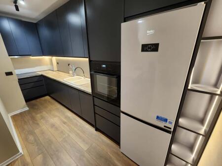 Apartament për qera 1+1 – Liqeni i Thatë