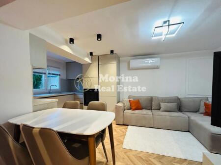 Qera, Apartament 2+1, Tregu Elektrik 700 euro/muaj