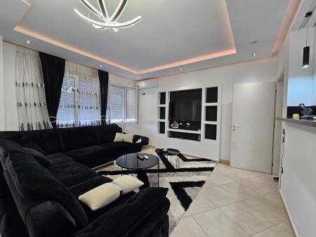FOR RENT APARTMENT 2+1+2 TOILETS + PARKING SPACE – DRY LAKE
