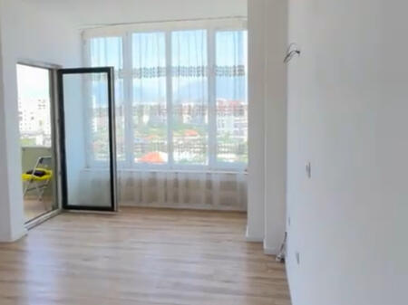Shitet apartament 1+1 Yzberisht