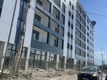 Business premises for rent, Paskuqan