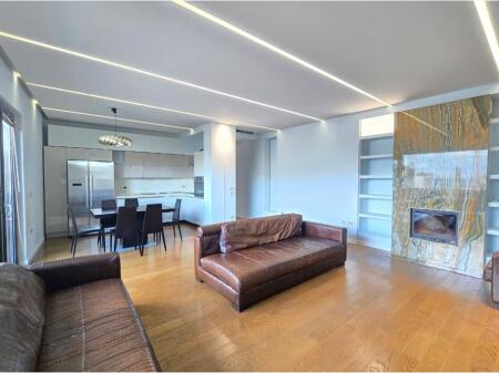 WE SELL APARTMENT IN THE CENTER