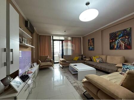 Apartament - Për Shitje - Rruga Teodor Keko, Tiranë (ID: 530591002-17)