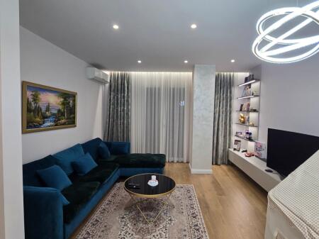 Appartamento in Affitto 2+1 a Bllok (ID B2201546) Tirana