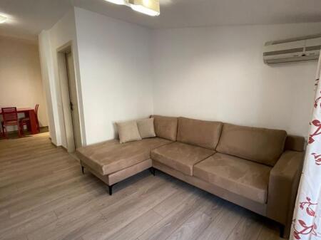 Jepet me qera 1+1 mbikalimi Komunes e mobiluar 499 eu