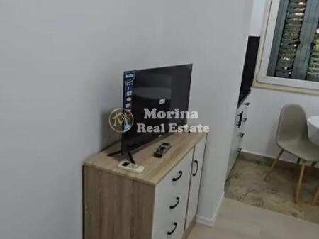 Studio apartment, 21 Dhjetori, 380 Euro/Month