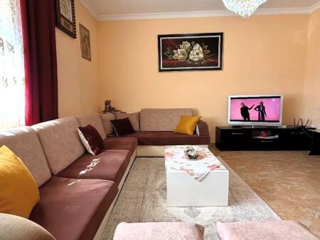 Shitet, Apartament 1+1, Rruga Jordan Misja