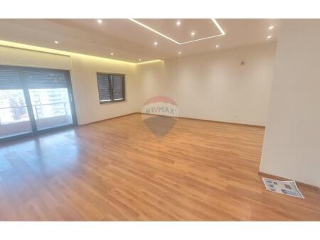 UFFICIO IN AFFITTO AL RING CENTER A ZOG TE ZI