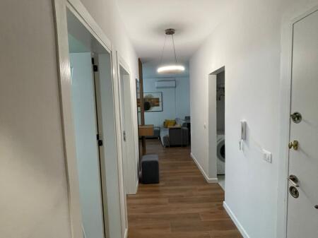 Apartament me qera tek Pazari i ri