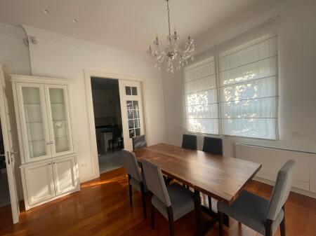 🏡 VILË ME QIRA – Rolling Hills, pranë TEG