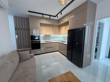 Super Apartment 1+1, Astir!