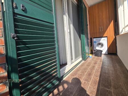 Rezidenca Kodra 1, Apartament 1+1+Post Parkimi.