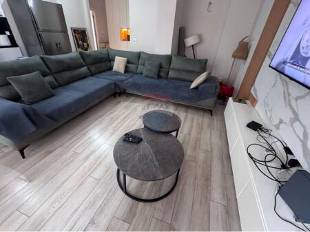 SHITET APARTAMENT 3+1 NE LAPRAKE