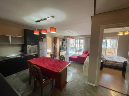 QIRA, APARTAMENT 2+1 TEK MBI-KALIMI KOMUNËS SË PARISTI!!