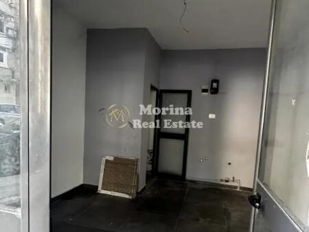 Shitet Garsoniere+Dyqan, Rruga Hoxha Tahsim, 118000 Euro