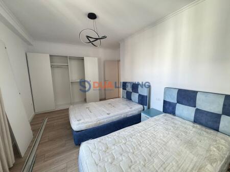 JEPET ME QIRA APARTAMENT MODERN 2+1 I PA BANUAR ME PARE TEK KODRA E DIELLIT!