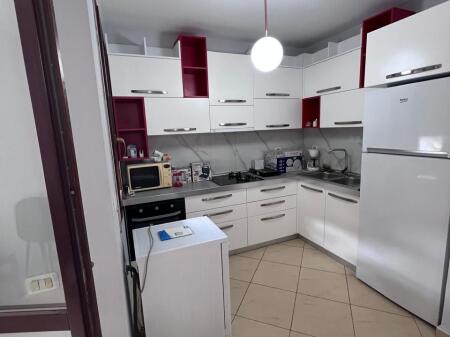2+1,furnished with parking,botanical garden,600 euro