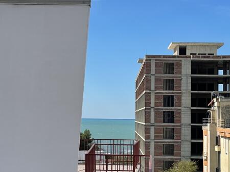 Vendesi in vendita Super Appartamento con Vista Mare a Golem!
