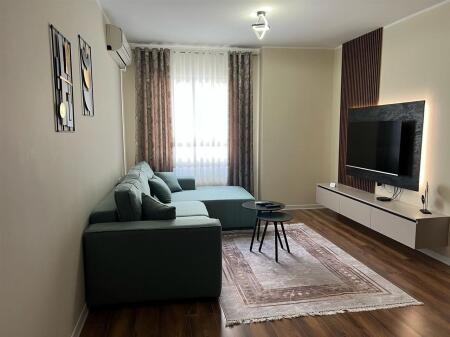 Shitet Apartament Durres 2+1, Durres, Stacionit i Trenit