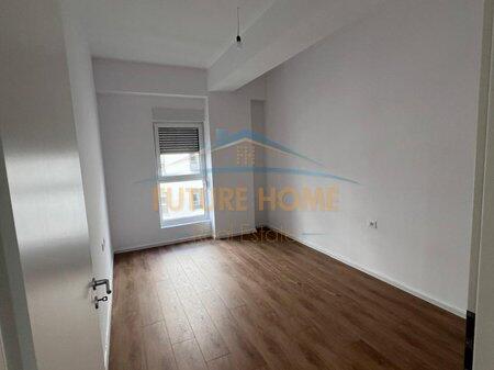 Shitet, Apartament 1+1, Ali Demi, Tiranë.