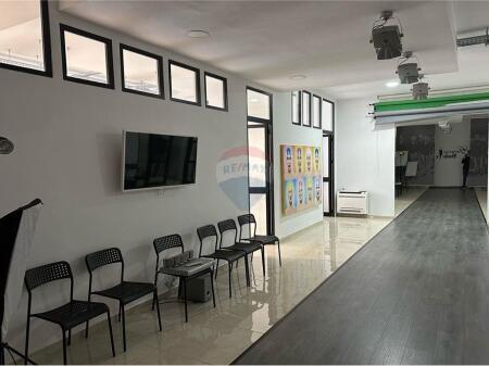 Dyqan - Për Qira - Rruga Eduard Mano, Tiranë (ID: 530491004-162)