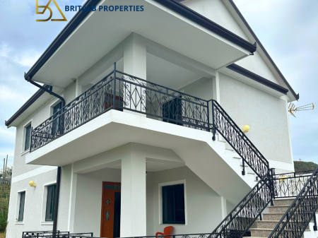 Super Occasione! – Villa su 2 Piani in Vendita a Marqinet